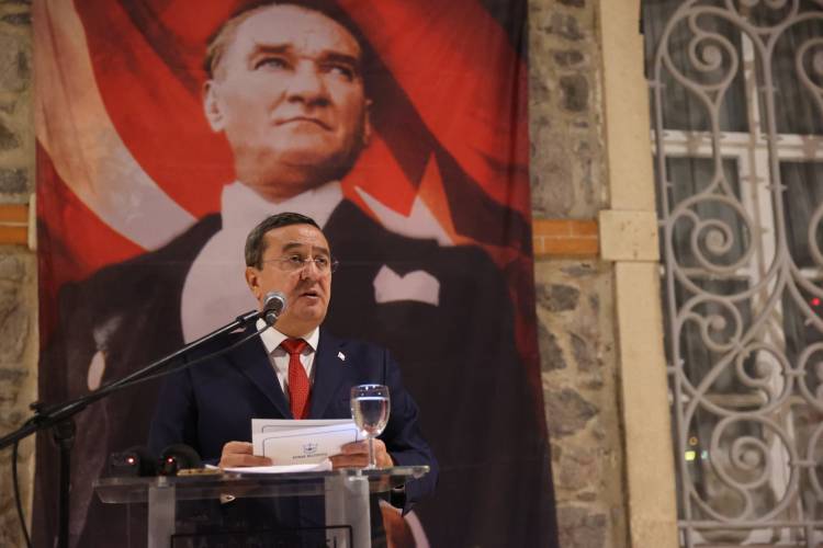 Batur: Yolumuz Cumhuriyet, Pusulamız Mustafa Kemal Atatürk