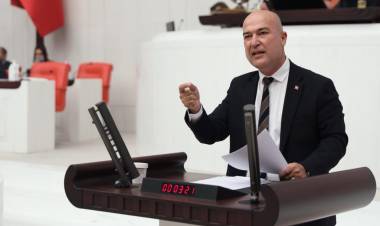 CHP'li Bakan Kyme'deki SİT alanı ihlallerini sordu