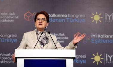 Akşener İzmir'de iş dünyasıyla buluştu: "Seçime hazırız"