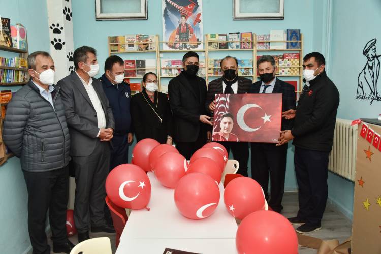 Aliağa'da Şehit Murat Coşkun Ortaokulu Kütüphanesine Kavuştu