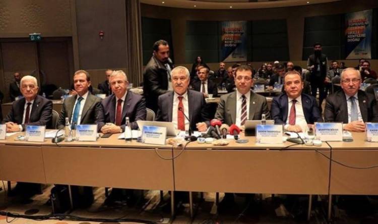 CHP'li belediyelerden 'tek yürek' mesajı