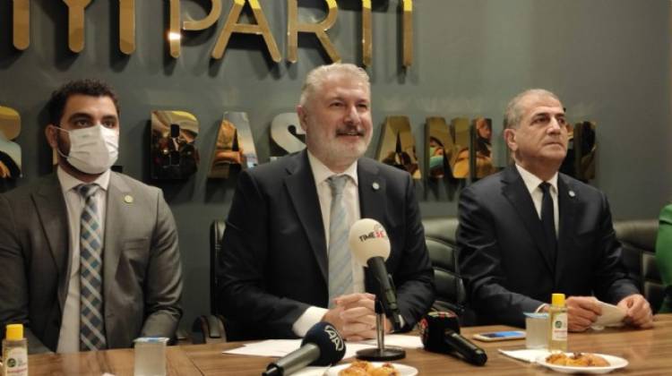 İYİ Partili Erdem: Soyer’in arkasındayız!