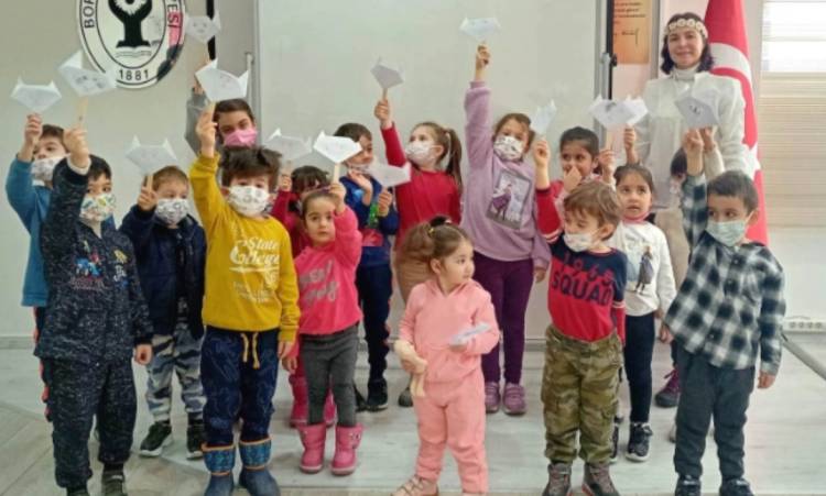 Bornova'da öğrencilere "yarıyıl tatili" keyfi