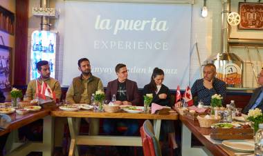 La Puerta ve World17 Group İzmir'den yurt dışına açılıyor