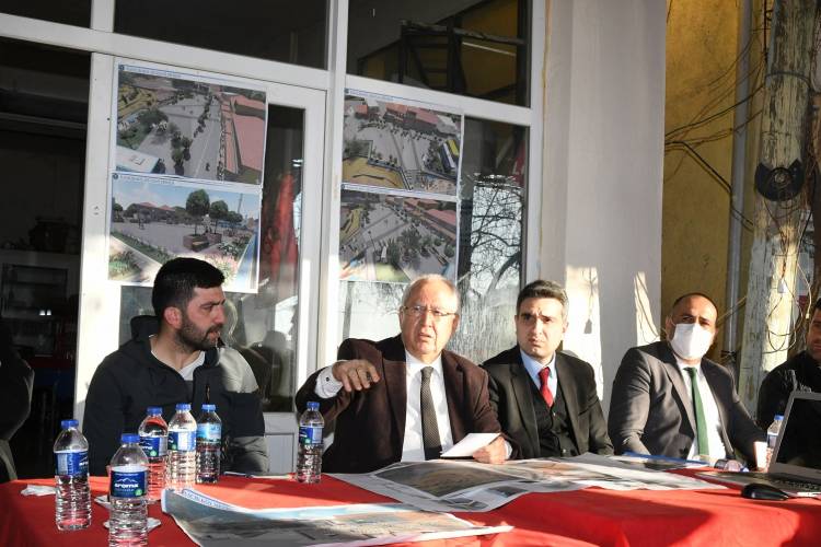 Başkan Selvtitopu yeni Kavacık Meydanı'nı yerinde anlattı