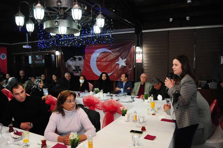 Başkan Çalkaya'dan şehit ailelerine yemek