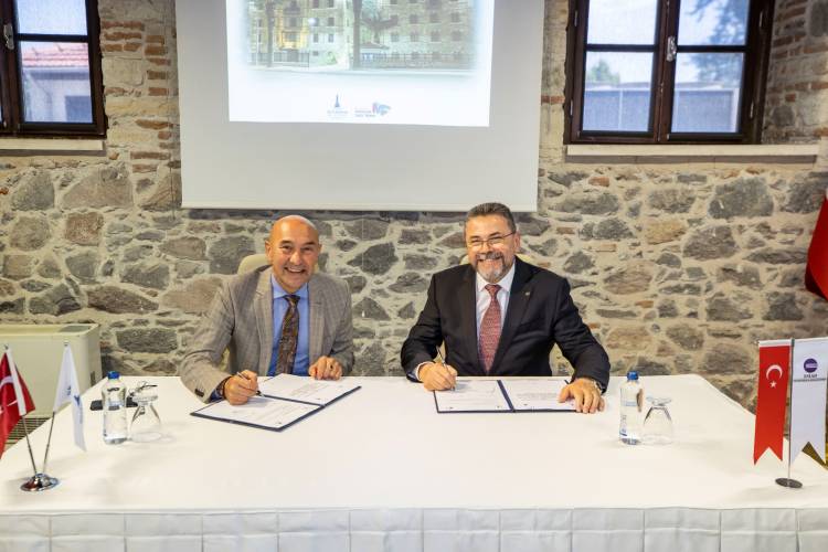 İzmir Büyükşehir Belediyesi ve ESİAD arasında istihdam protokolü