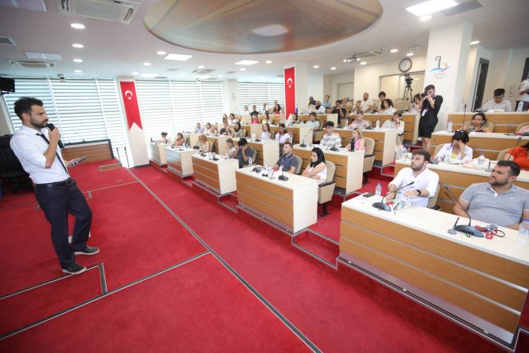Bayraklı’da ‘Uluslararası Gençlik Festivali’ başladı