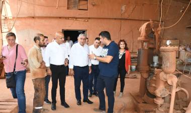 CHP, Menemen'de vatandaşı, esnafı dinledi
