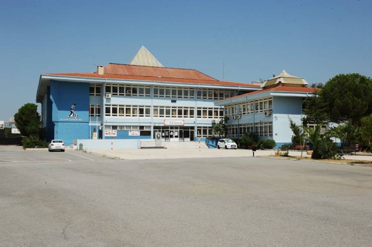 Tugay'dan, Atakent Anadolu Lisesi için Milli Eğitim'e ziyaret