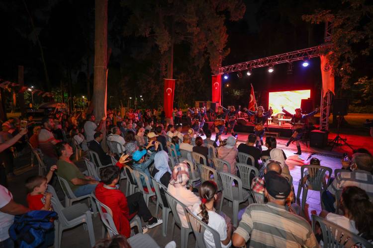 Buca’da “kurtuluş” paneline büyük ilgi