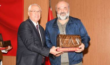 Yeryüzü Sofrası Karabağlar ’da Kuruluyor!