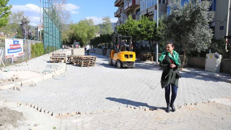 Efes Selçuk'ta Yol Yapım Çalışmaları Sürüyor!