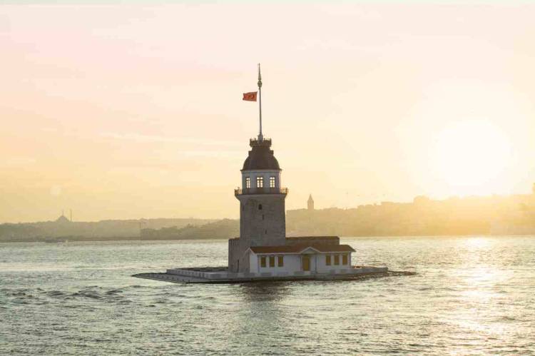Kız Kulesi Kapılarını Yeniden Açıyor!