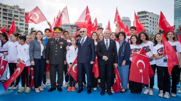 İzmir’de 19 Mayıs Coşkusu!