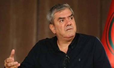 "Beslediği Sürece Gitmez"