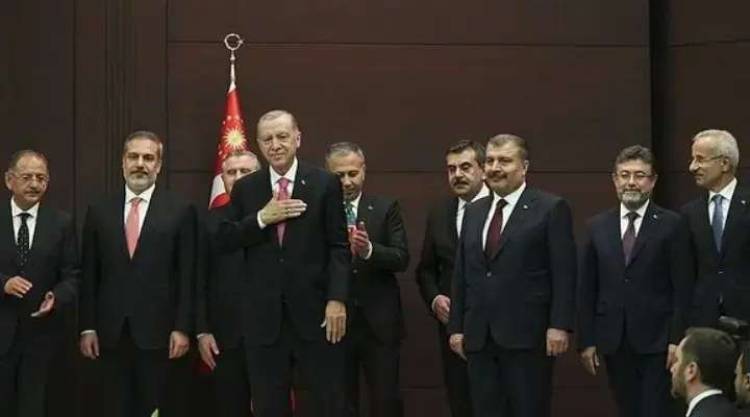 ESİAD Hükümete Seslendi; "Elele"