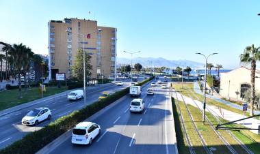 Trafığe Kapanıyor!