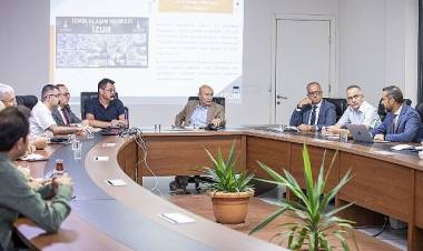 Başkan Soyer Mesaiye İzmir Ulaşım Merkezi'nde Başladı!