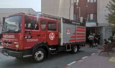 İzmir’de Hastanede Yangın Çıktı!