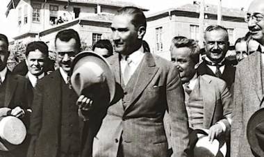 Atatürk'ün Şapkası!