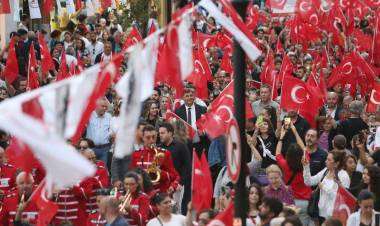 Karşıyakalılar 30 Ağustos’u Coşkuyla Kutlayacak!
