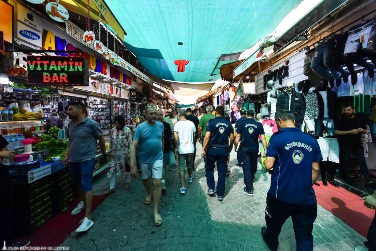 İzmir’de Çığırtkan Ve Hanutçu Operasyonu!
