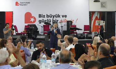 CHP Bayraklı’da Tek Yürek!