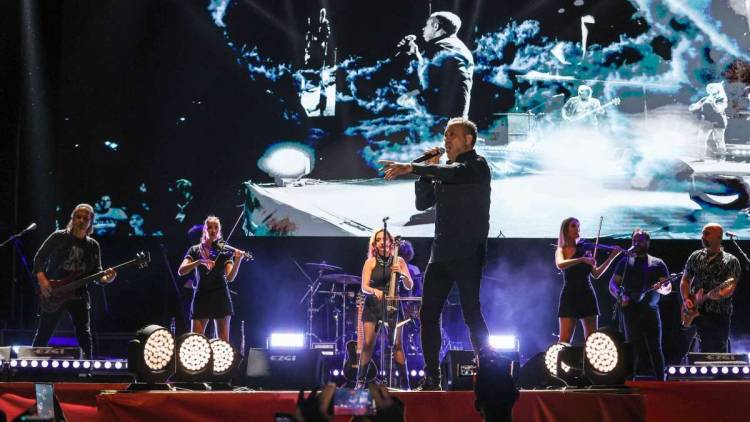 92. İzmir Enternasyonal Fuarı’nda Finali Haluk Levent Yaptı!