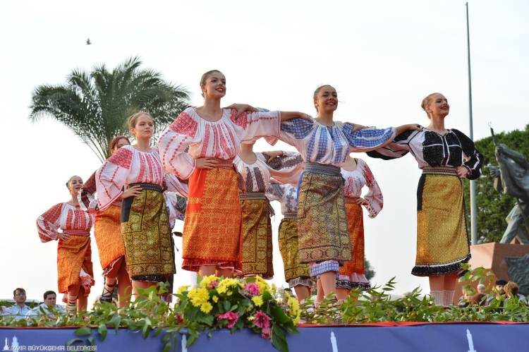 17. Uluslararası Balkanlılar Halk Dansları ve Kültür Festivali Başlıyor!