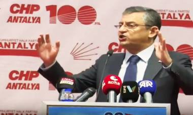 Özgür Özel :CHP herkesten yana olamaz!