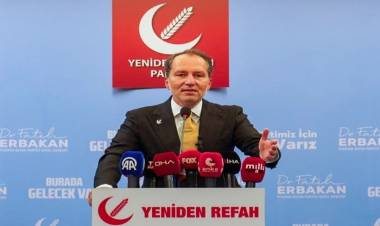 Fatih Erbakan, Partisinin 6 İlçe Binasını Açmak İçin İzmir'e Geliyor