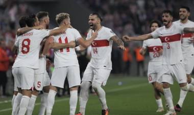Türkiye'den Hırvatistan deplasmanında kritik galibiyet