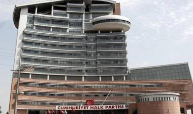 Barış Yarkadaş: "55 İzmir Delegesi Kemal Kılıçdaroğlu'na Desteğini Sundu"