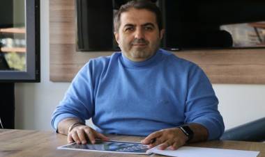 CHP'li Vahap Yılmaz, Bayraklı Belediye Başkanlığı İçin Adaylık İddialarıyla Gündemde