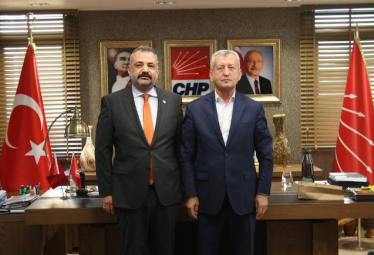 Tahir Şahin, Şenol Aslanoğlu'nu makamında ziyaret etti