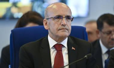 Bakan Şimşek'ten döviz girişi düzenlemesi