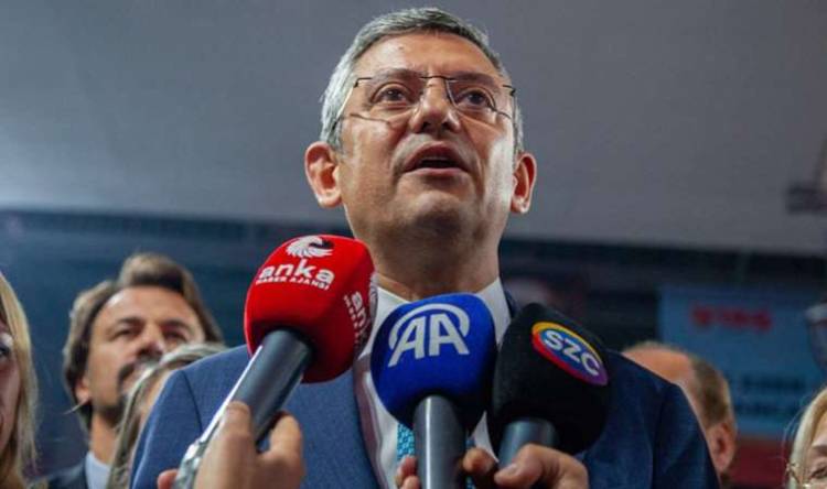 Özgür Özel'den Barış Yarkadaş'a mesaj: Kararını yeniden değerlendirmeli